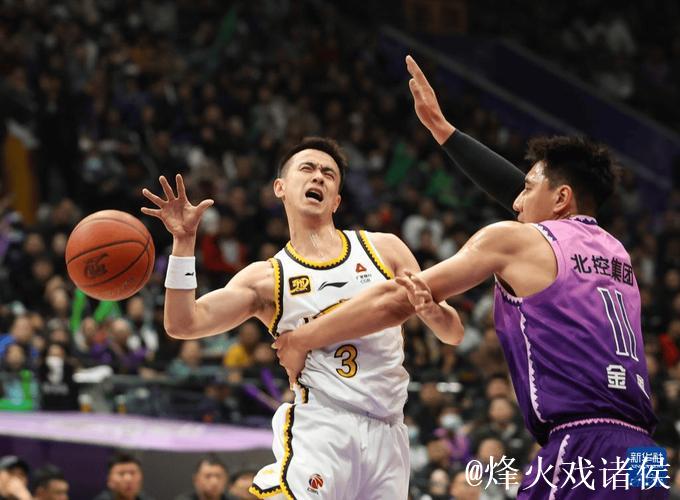 弗格41分辽宁险胜北控 赵继伟13+7张帆25分