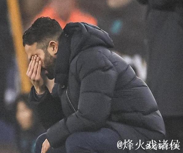 阿莫林执教曼联11场联赛 3胜2平6负排名联赛13位